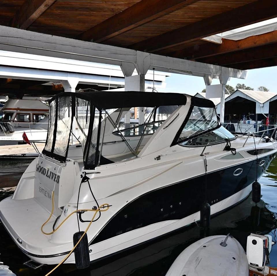 2008 2008 Bayliner 320 320 Cruiser