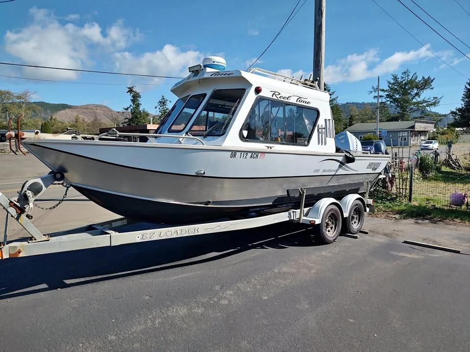 2005 Hewes Searunner 22' Sea Runner 220 Open