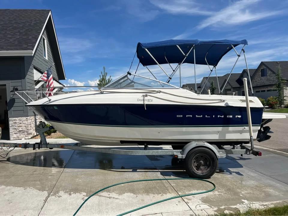 2012 Bayliner discovery192